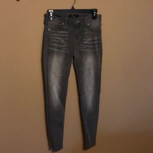 Women’s Lucky Brand Brooke legging Jean size 28